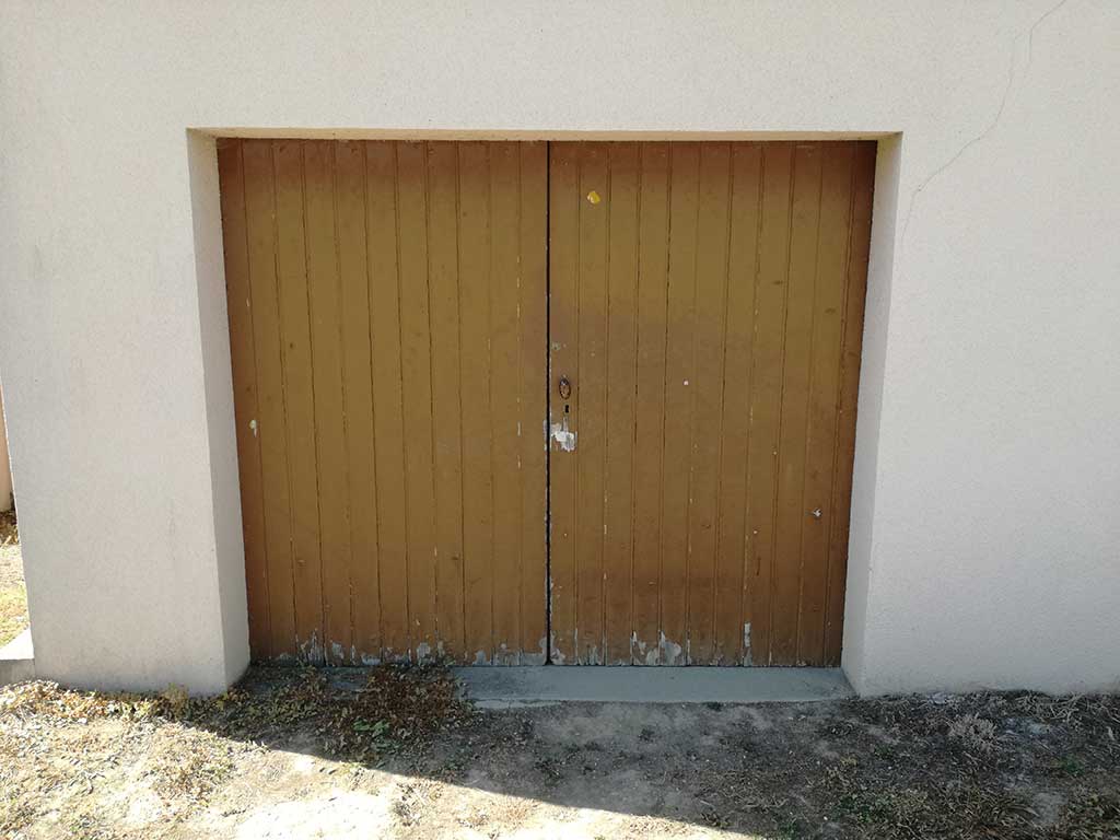 Porte garage 2 vantaux 01 avant